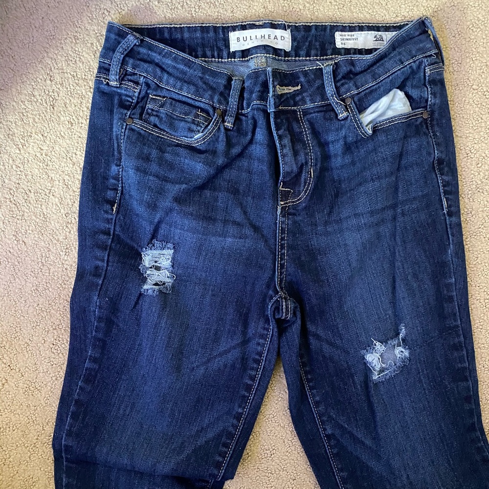 bullhead denim jeans